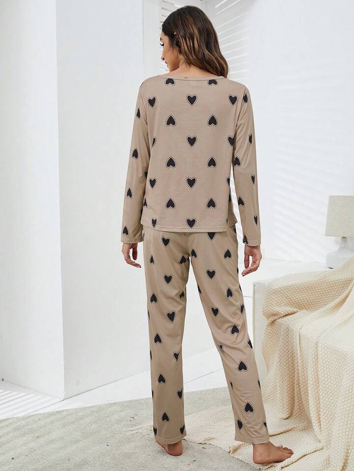 Mocha – Heart Print Nightwear