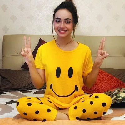 Smile Print Full Sleeves T-shirt With Dotted Pajama Night Suit