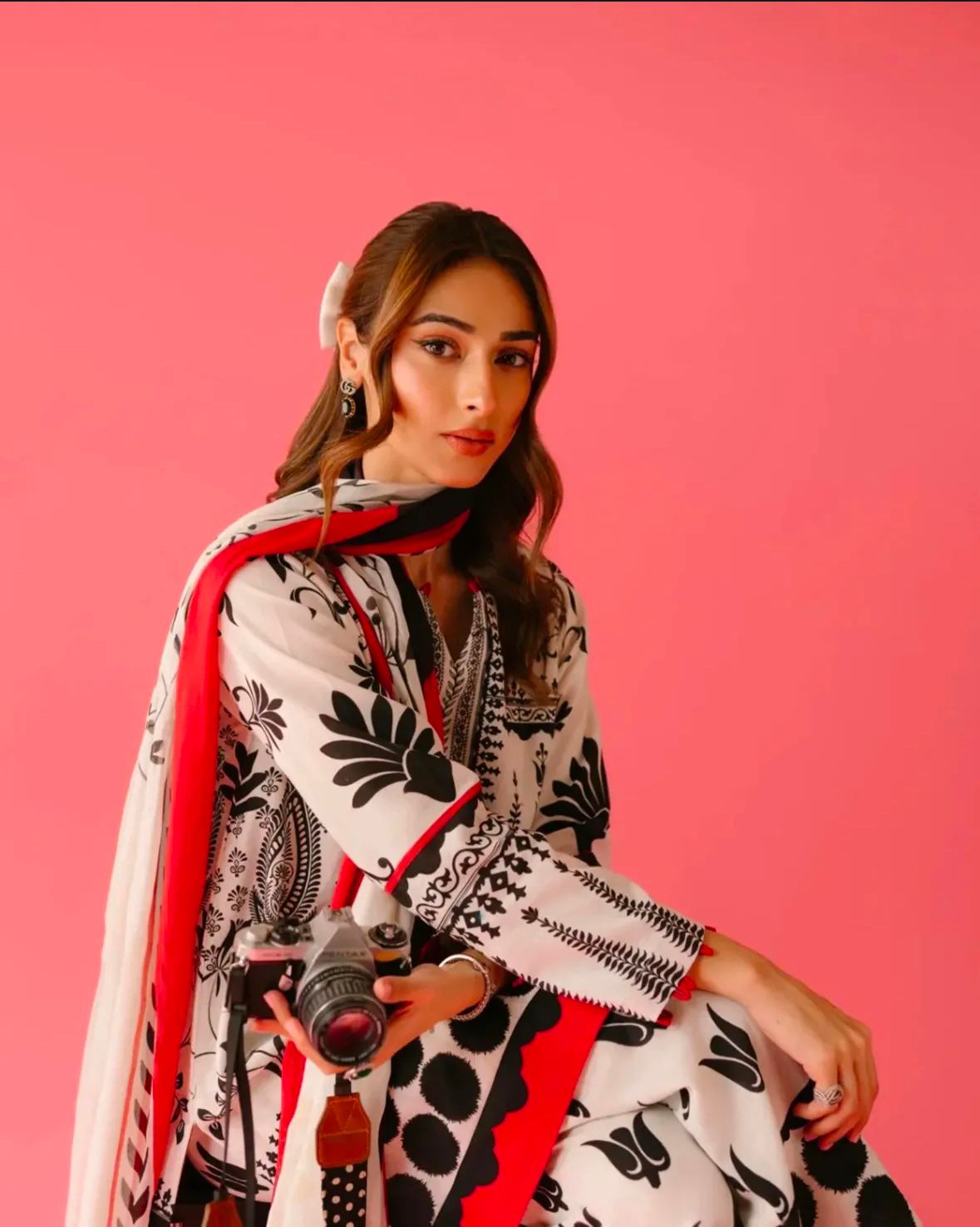 Printed Ladies 2-Piece Swiss Lawn