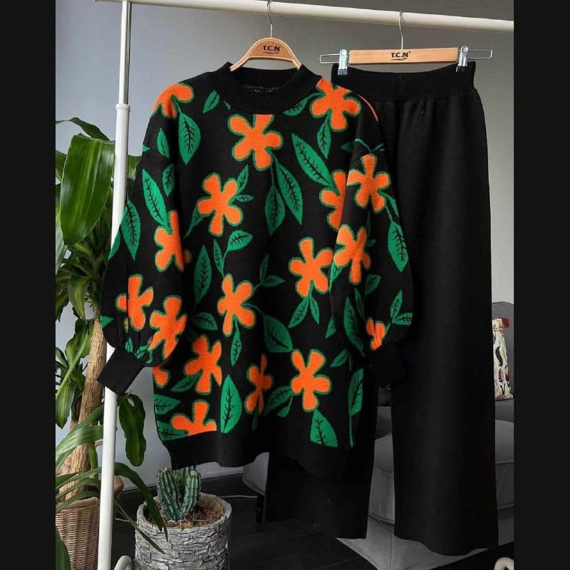 Leaf Printed Pearl Winter Tracksuit For Her