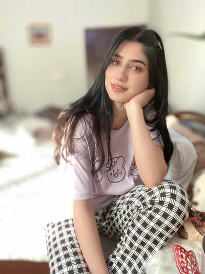 Bear Print Half Sleeves T-shirt With Check Trouser Suit