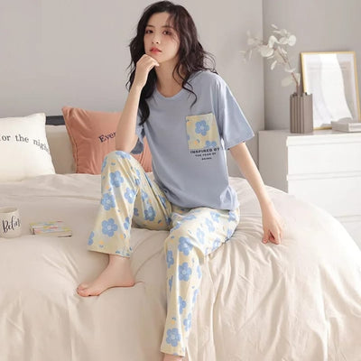 Blue Flower Pocket Print Half Sleeves T-shirt with Pajama