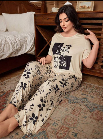 Leaves Printed T-Shirt with leafs printed trouser