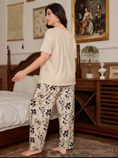 Leaves Printed T-Shirt with leafs printed trouser