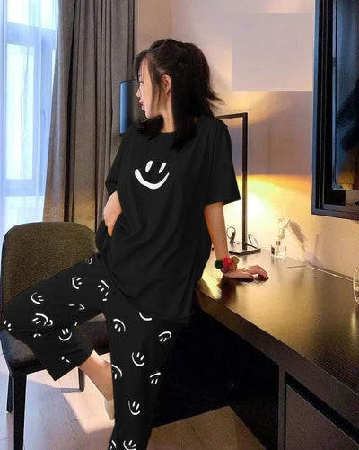 Smile Half Sleeves Printed Night Suit
