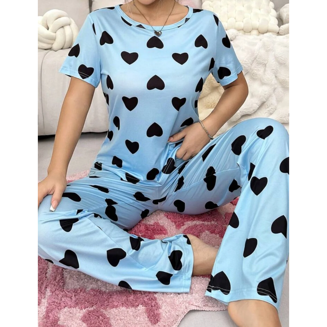 Hearts Print Half Sleeves T-shirt With Hearts Printed Trouser Suit